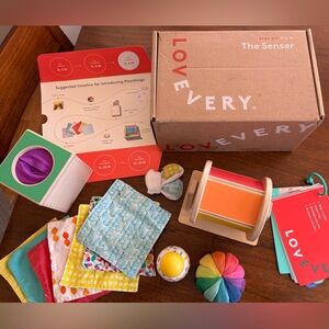 Lovevery “The Senser” Play Kit 5-6mo